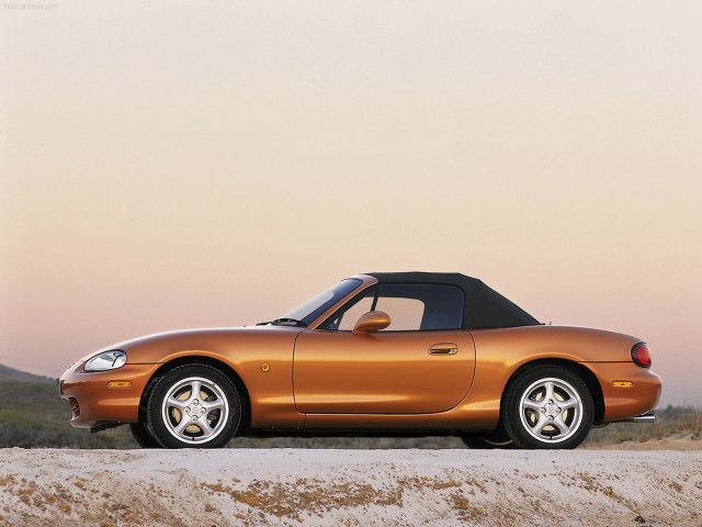 Mazda MX-5 фото