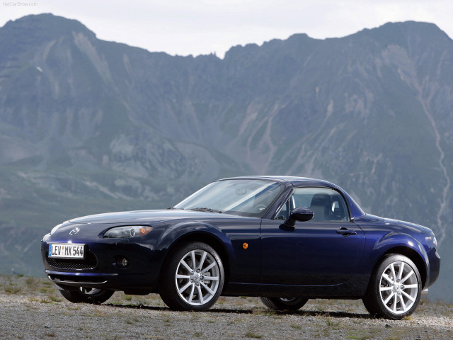 Mazda MX-5 фото