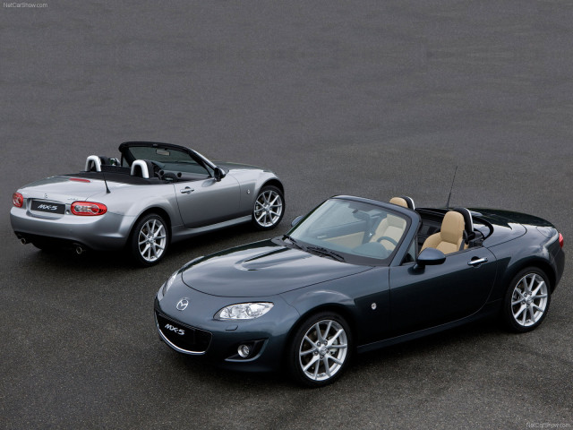 Mazda MX-5 фото