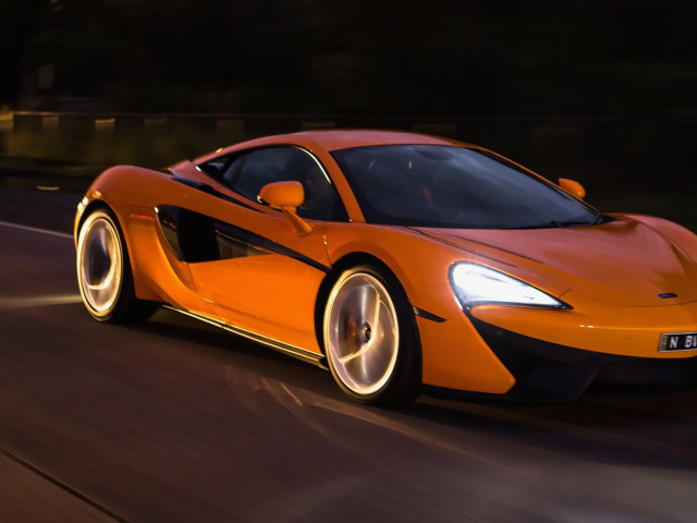 McLaren 540C фото