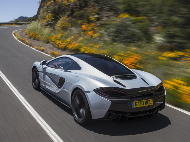 McLaren 570GT фото