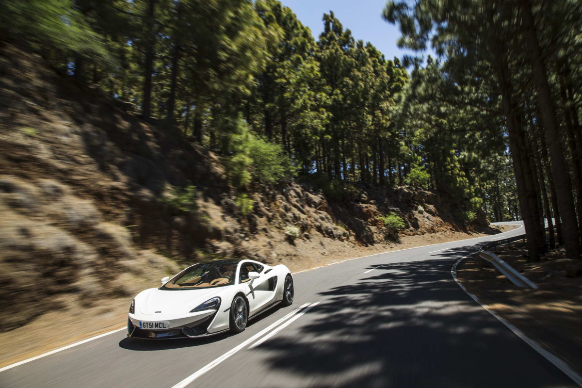 McLaren 570GT фото 175024