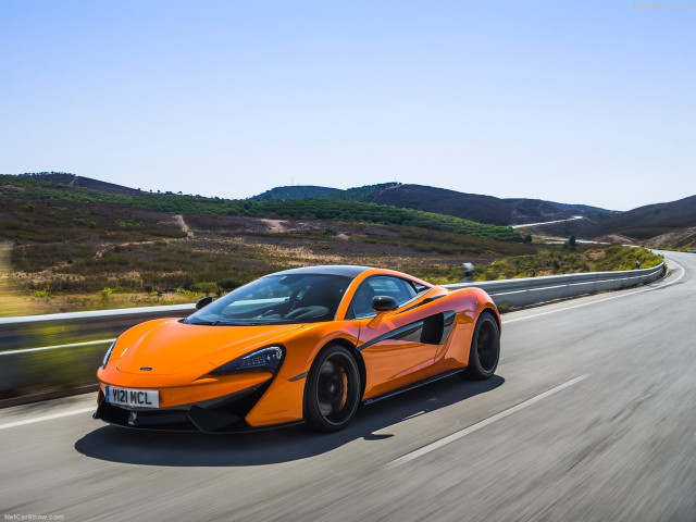 McLaren 570S Coupe фото