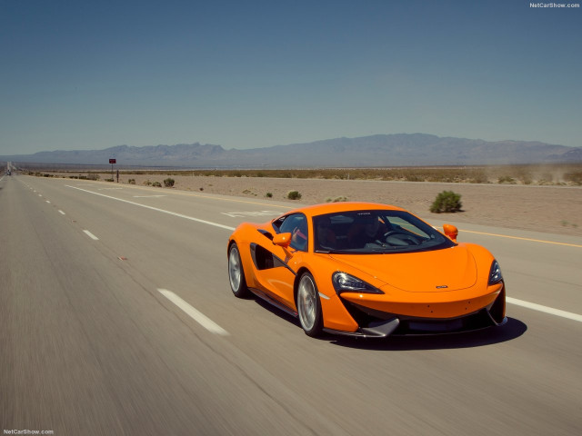 McLaren 570S Coupe фото