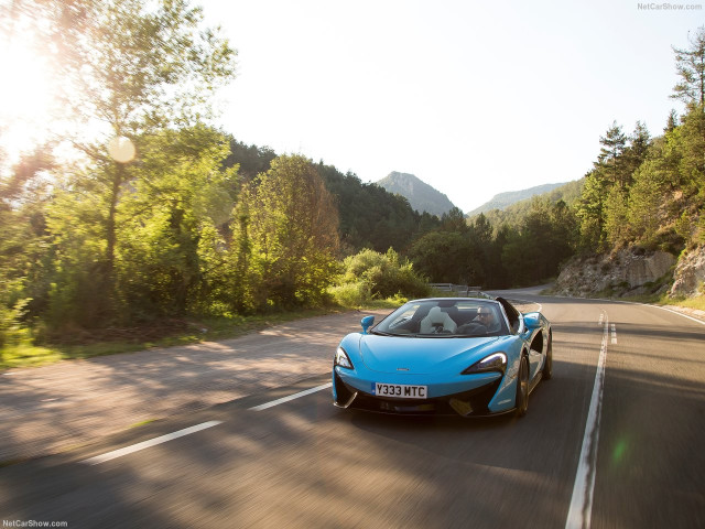 McLaren 570S Spider фото