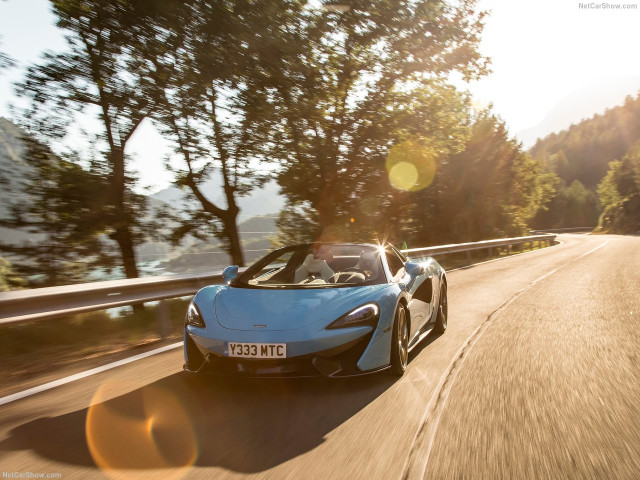 McLaren 570S Spider фото