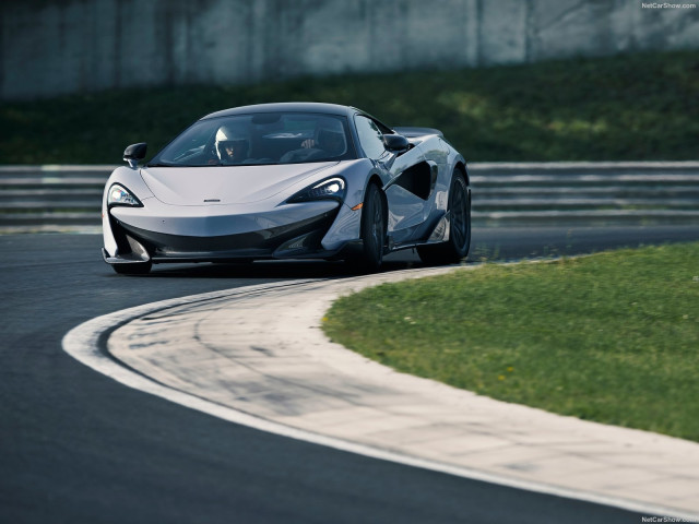 McLaren 600LT фото