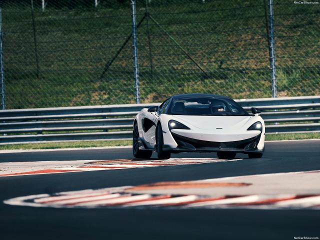 McLaren 600LT фото