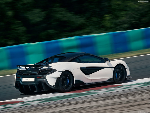 McLaren 600LT фото