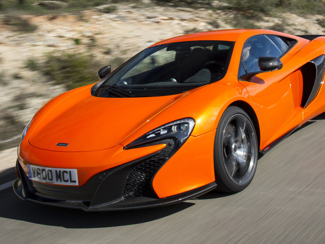 McLaren 650S фото