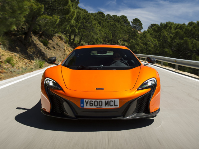 McLaren 650S фото