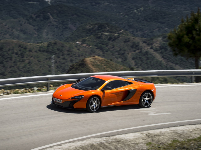 McLaren 650S фото