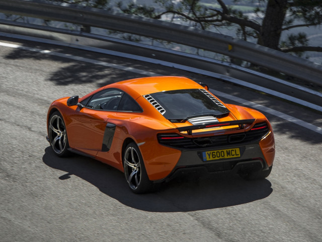 McLaren 650S фото