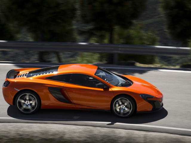 McLaren 650S фото