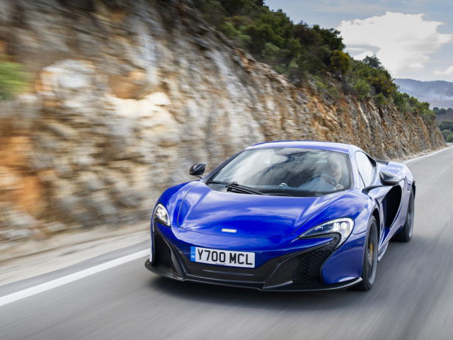 McLaren 650S фото