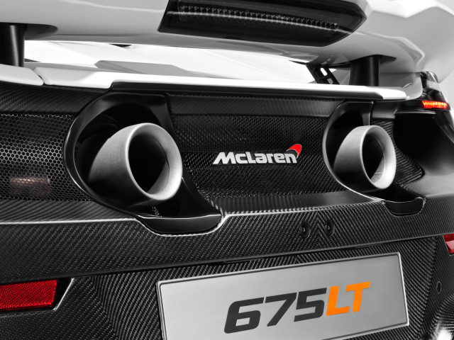 McLaren 675LT фото