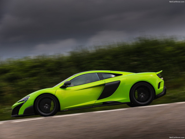 McLaren 675LT фото