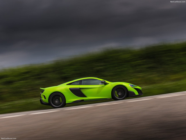 McLaren 675LT фото