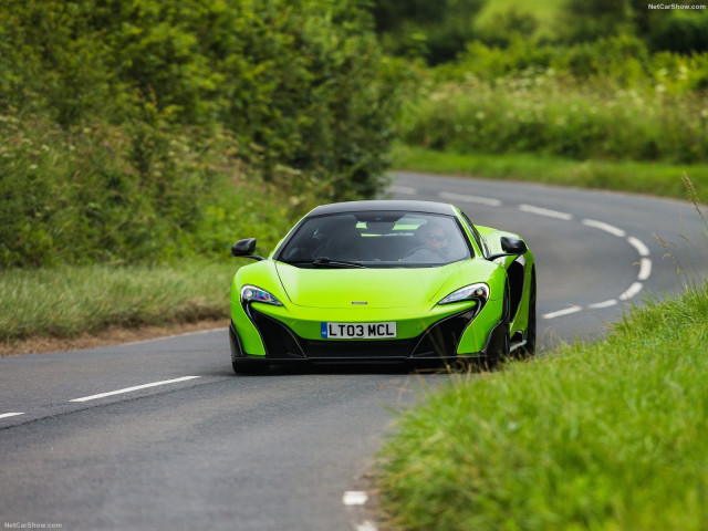 McLaren 675LT фото