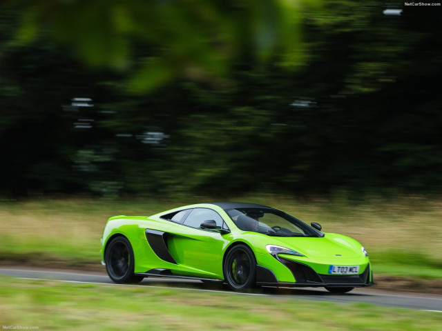 McLaren 675LT фото