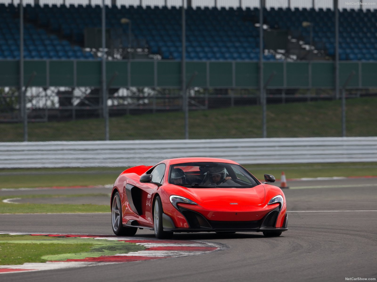 McLaren 675LT фото 154491