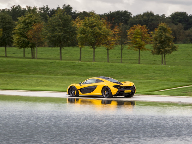 McLaren P1 фото