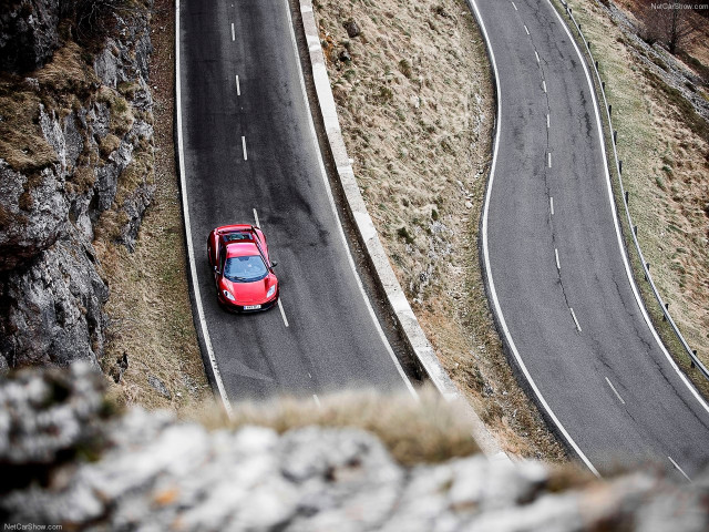 McLaren MP4-12C фото