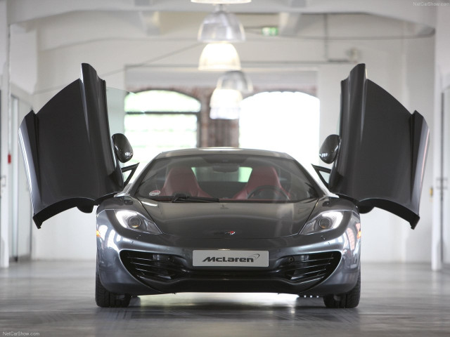 McLaren MP4-12C фото