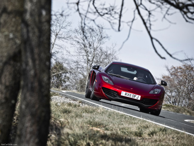 McLaren MP4-12C фото