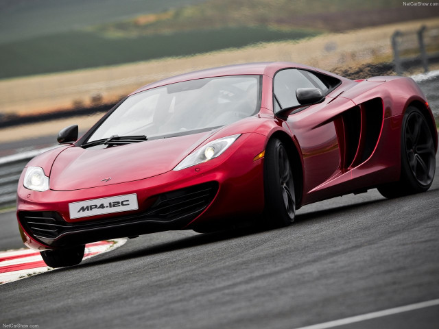 McLaren MP4-12C фото