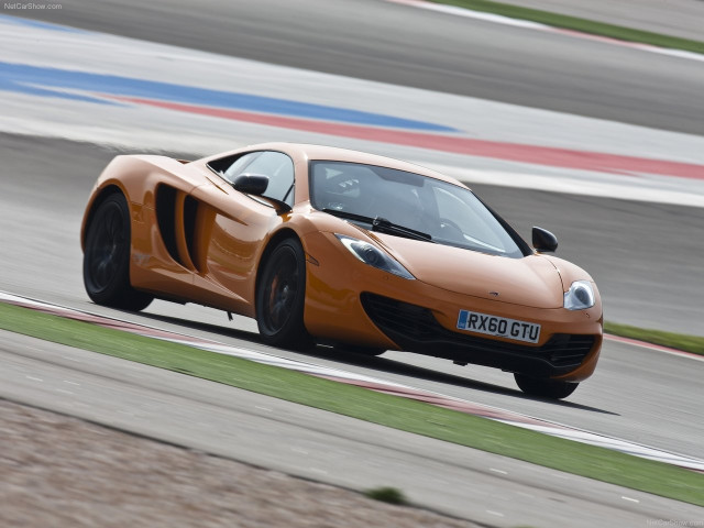 McLaren MP4-12C фото