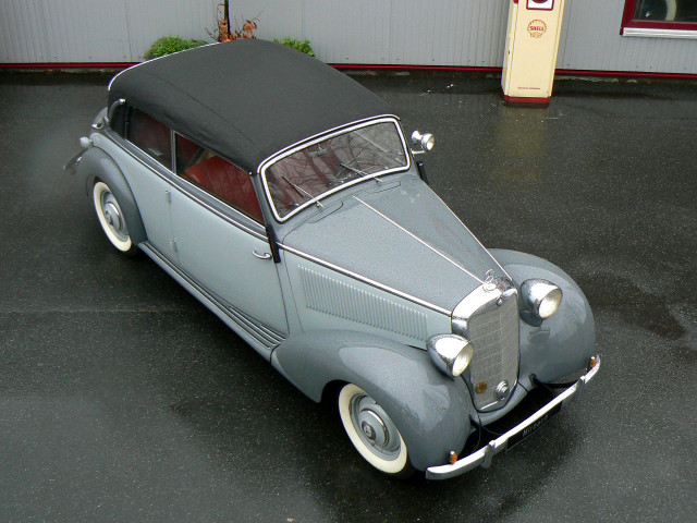 Mercedes-Benz 230 Cabriolet B фото