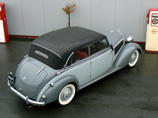 Mercedes-Benz 230 Cabriolet B фото