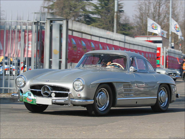 Mercedes-Benz 300 SL фото