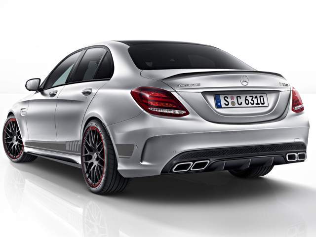 Mercedes-Benz C63 AMG фото