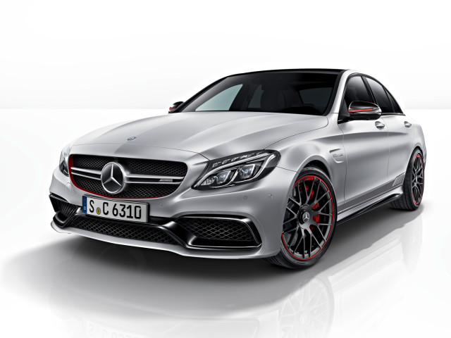 Mercedes-Benz C63 AMG фото