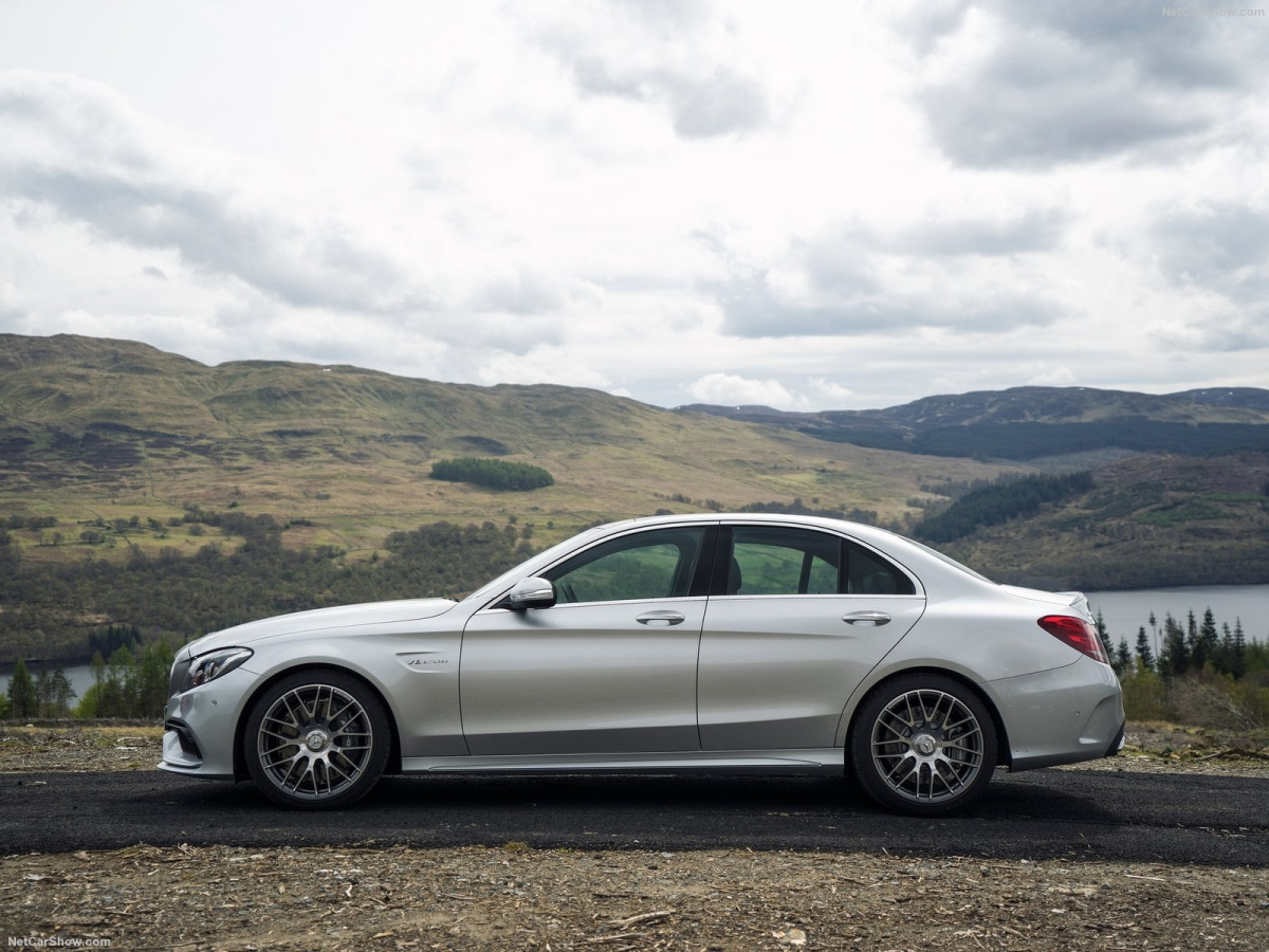 Mercedes-Benz C63 AMG фото 154653