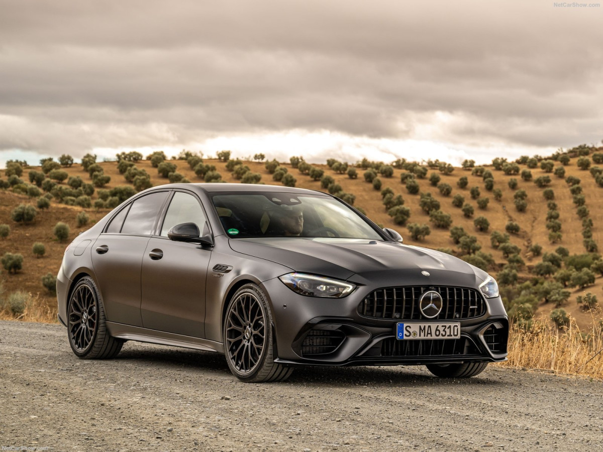 Mercedes-Benz C63 AMG фото 210135