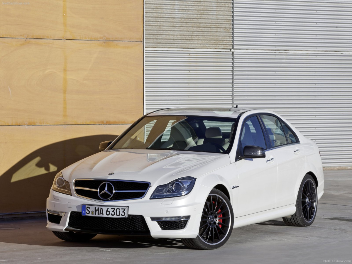 Mercedes-Benz C63 AMG фото 88180