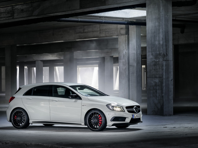 Mercedes-Benz A-Class AMG фото