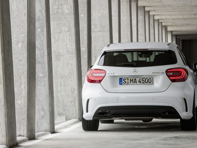 Mercedes-Benz A-Class AMG фото