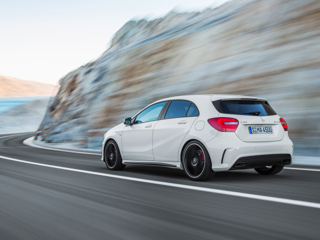 Mercedes-Benz A-Class AMG фото