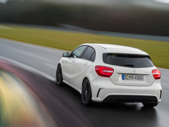 Mercedes-Benz A-Class AMG фото