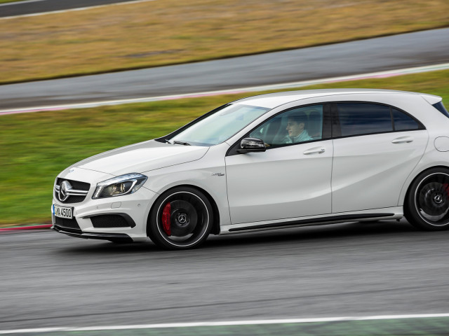 Mercedes-Benz A-Class AMG фото