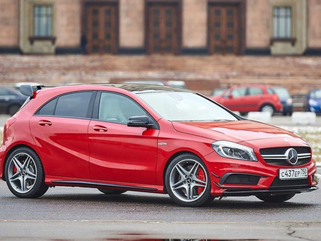 Mercedes-Benz A-Class AMG фото