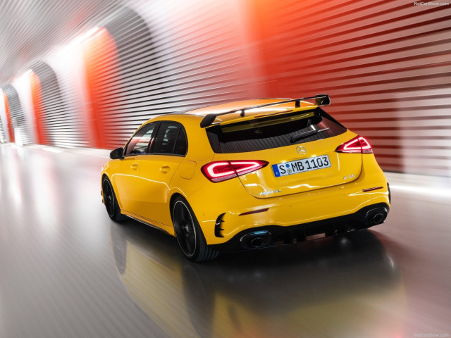 Mercedes-Benz A-Class AMG фото