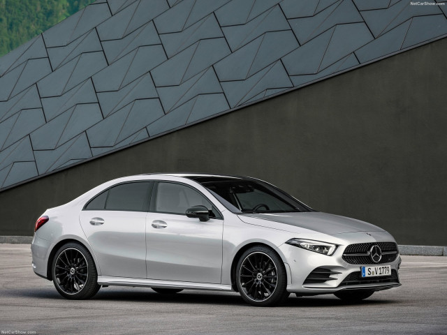 Mercedes-Benz A-Class Sedan фото