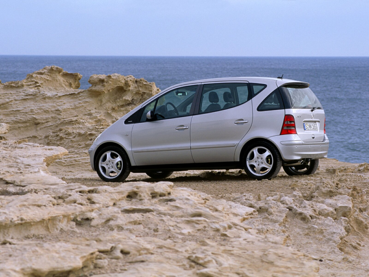 Mercedes-Benz A-Class фото 10780