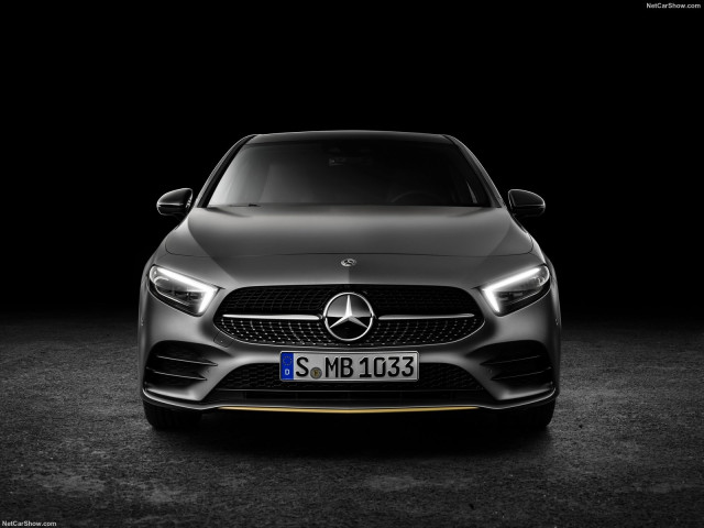 Mercedes-Benz A-Class фото