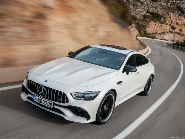 Mercedes-Benz AMG GT 4-Door фото